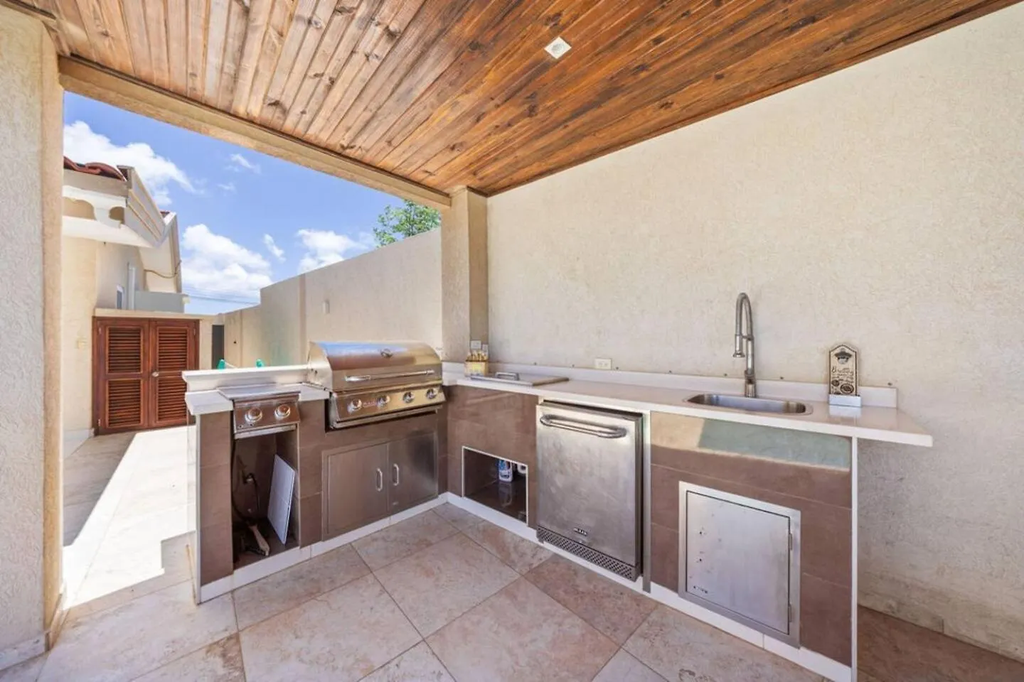 פאלם ביץ' Villa Sol Y Luna - Near Malmok Beach By Lucha ארובה